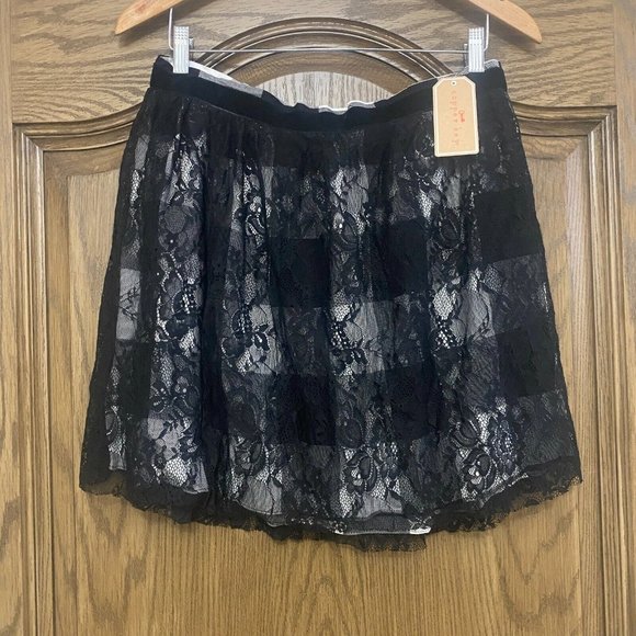 Copper Key Lace Plaid Mini Skirt A Line Black White Dressy Or Casual Sz M - Picture 15 of 15